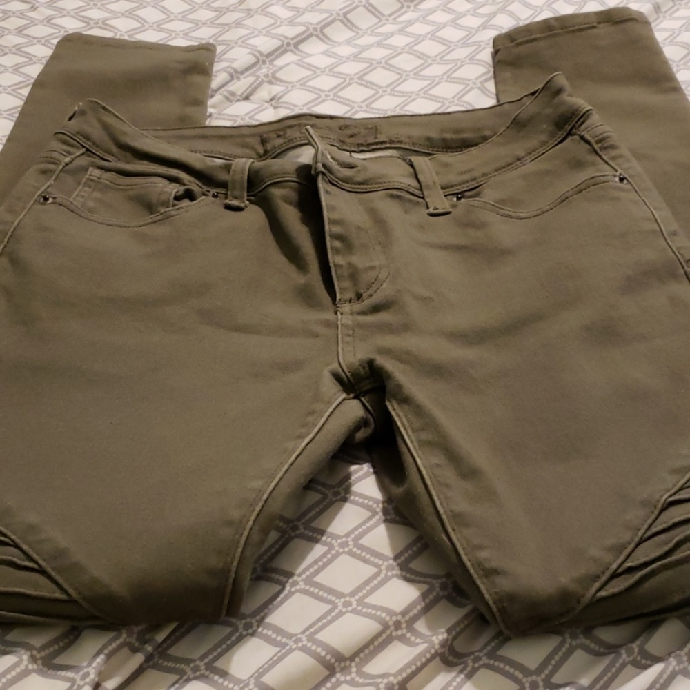 Rue 21 Army colored jeans